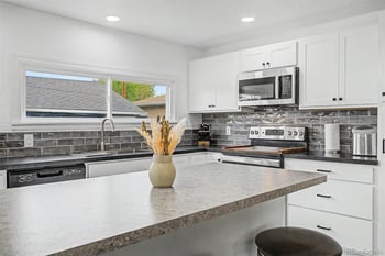 59 13th Ave, Brighton, CO 80601