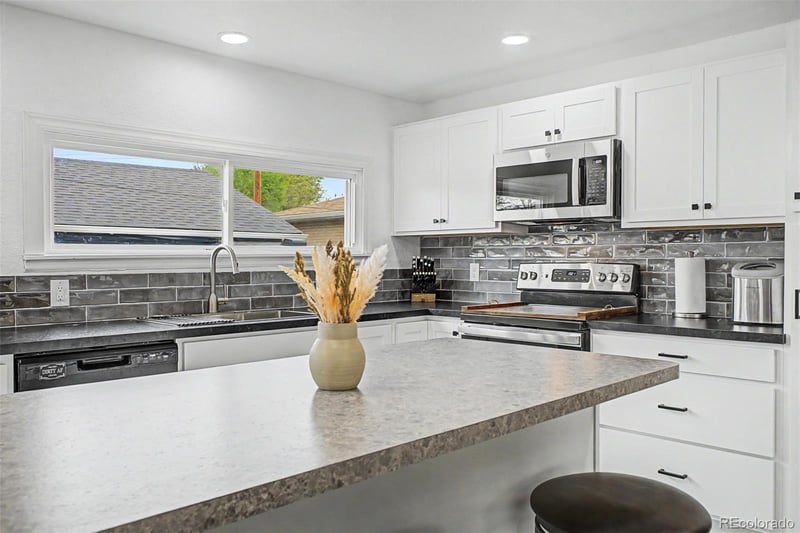 59 13th Ave, Brighton, CO 80601