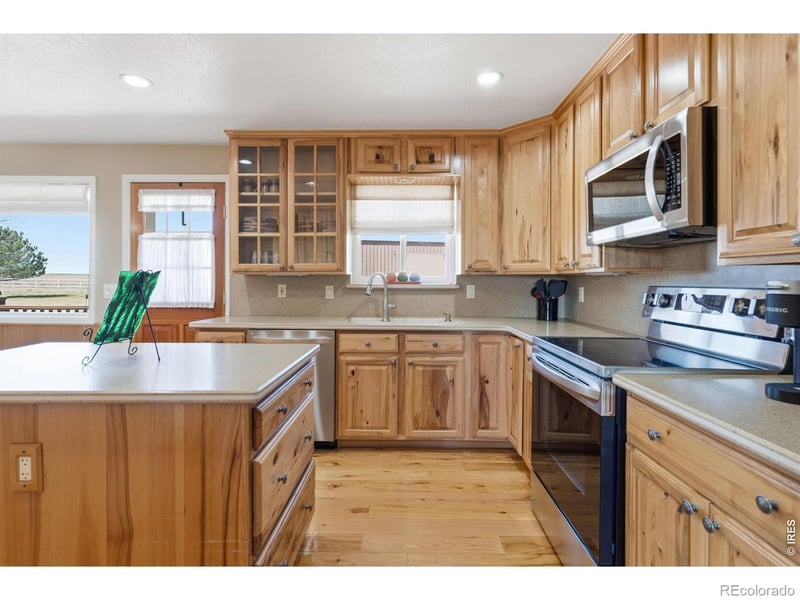 28129 Highway 52 , Keenesburg, CO 80643