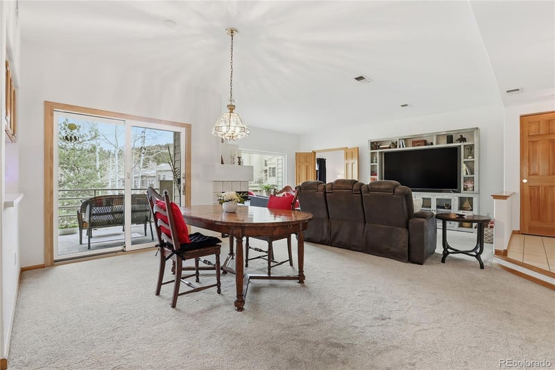 722 Ridgeside Dr, Golden, CO 80401