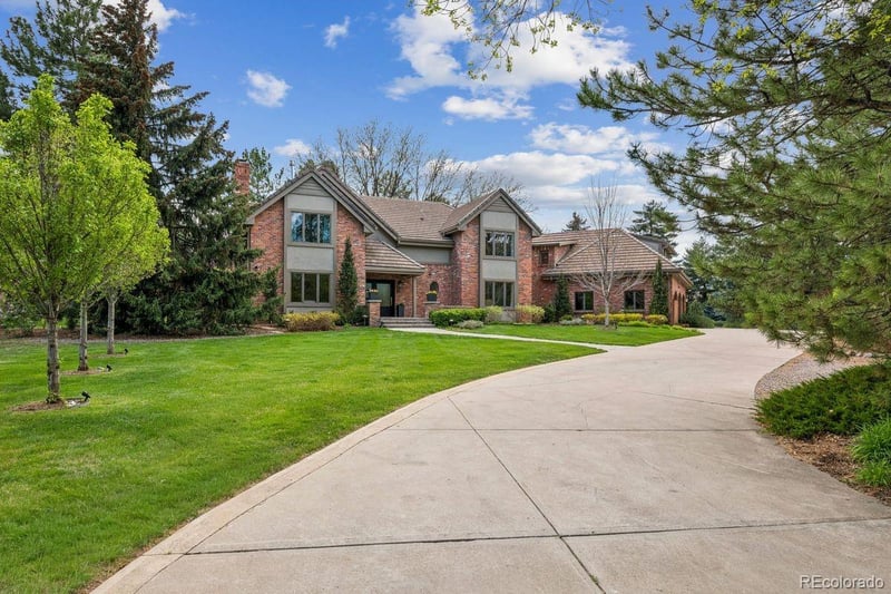 15 Mockingbird Ln, Englewood, CO 80113