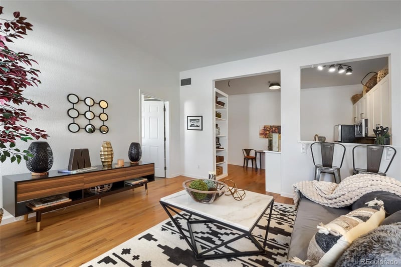 1425 Washington St #302, Denver, CO 80203