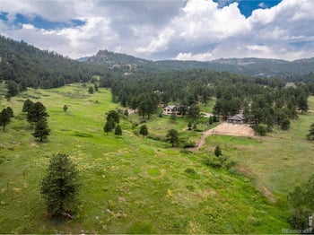 95 Rowell Dr, Lyons, CO 80540
