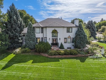 8201 Sawtooth Ln, Niwot, CO 80503