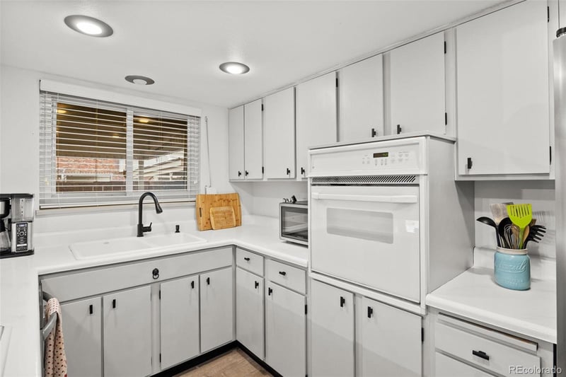 9239 Nassau Ave, Denver, CO 80237