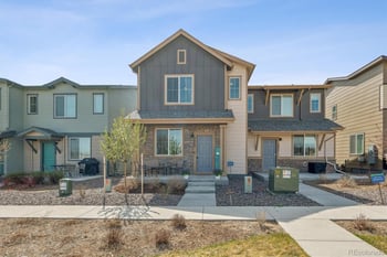 2445 Harlequin Pl, Johnstown, CO 80534