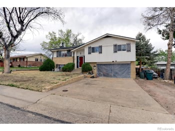 925 101st Ave, Northglenn, CO 80260