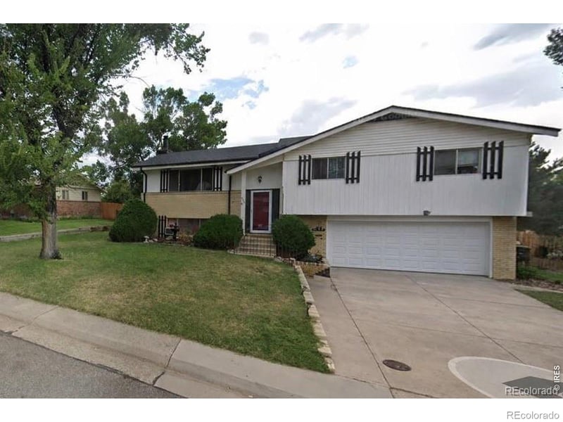 925 101st Ave, Northglenn, CO 80260