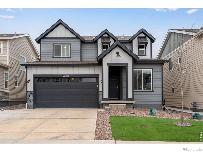 27890 7th Pl, Aurora, CO 80018
