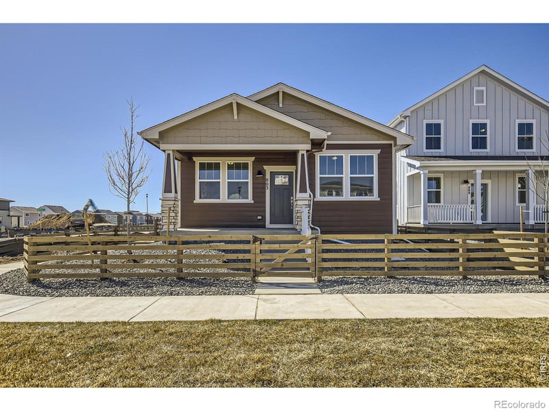 2430 Heyworth Ln, Fort Collins, CO 80524