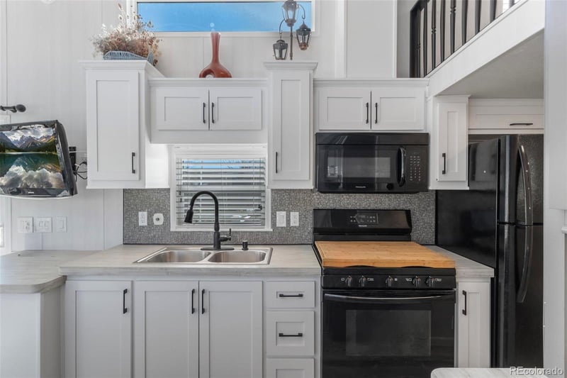 188 Kiowa Rd, Weldona, CO 80653