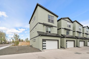 6005 Benton St, Arvada, CO 80003
