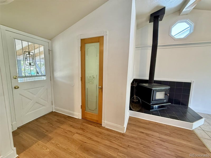 1865 Ivory Ct, Aurora, CO 80017