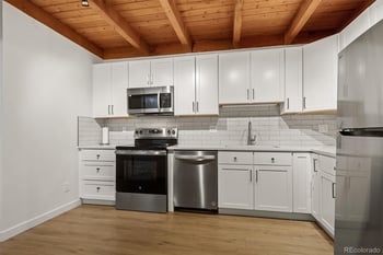 4200 Lodge Pole Cir #108, Silverthorne, CO 80498