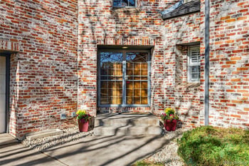 6282 Iola Ct, Englewood, CO 80111