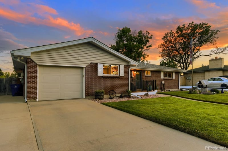6112 63rd Ave, Arvada, CO 80003