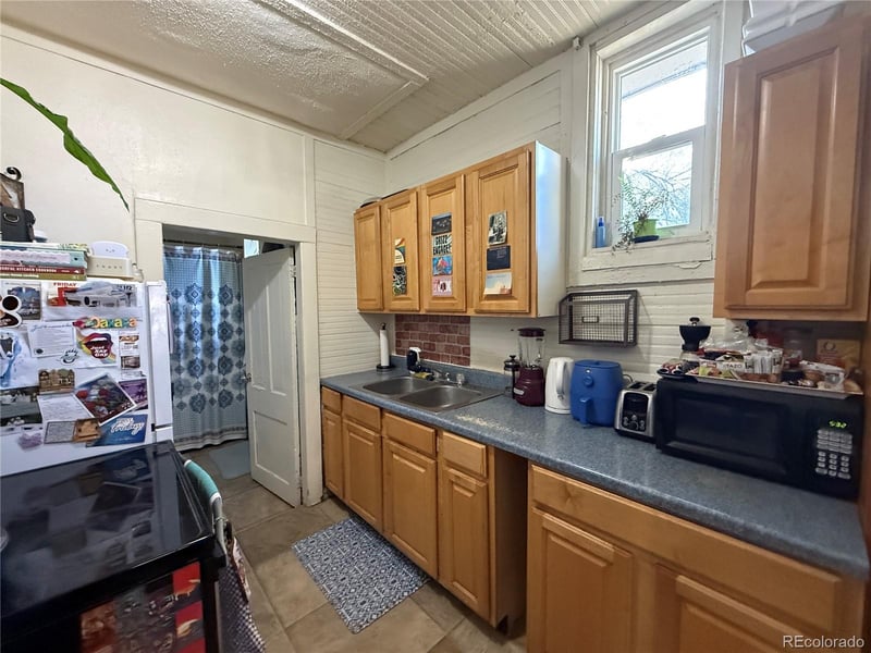 507 8th St, Alamosa, CO 81101