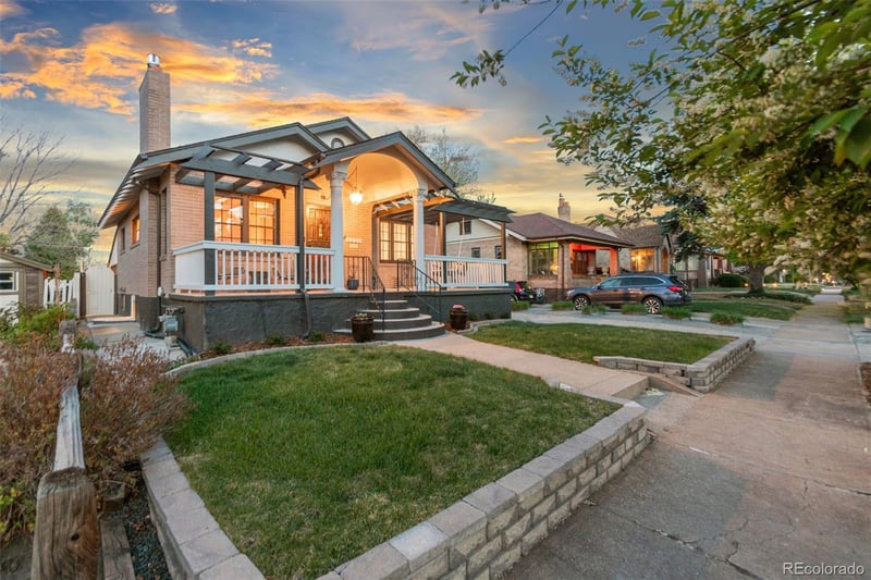 4230 Knox Ct, Denver, CO 80211