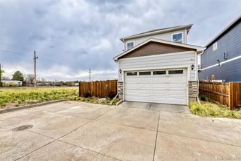 747 Quatar St, Aurora, CO 80018