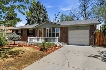 424 Uvalda Cir, Aurora, CO 80012