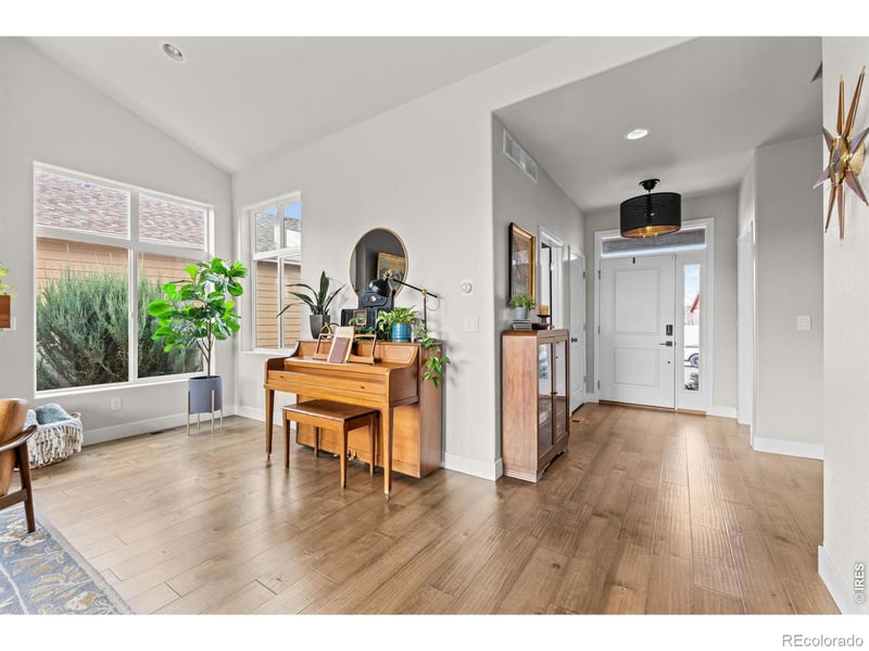 825 Shirttail Peak Dr, Windsor, CO 80550