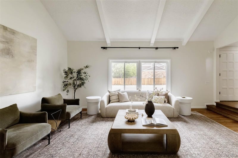 6335 S Geneva Cir, Englewood, CO 80111