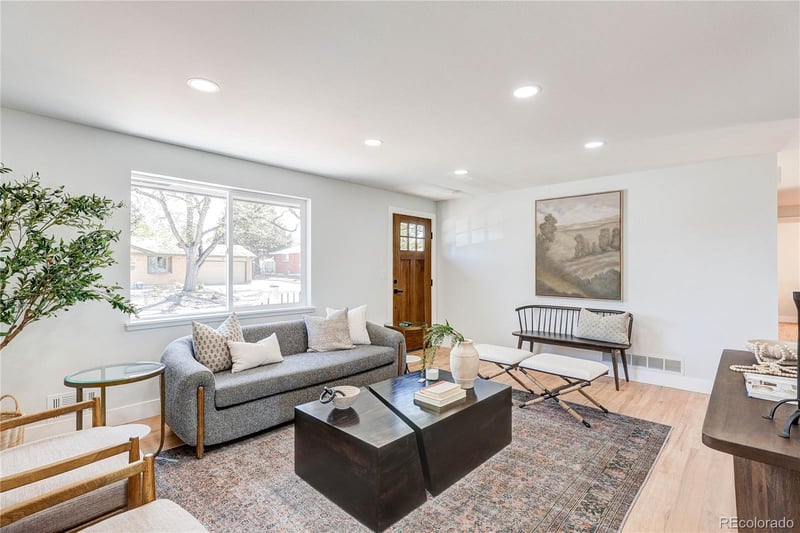 6579 Lincoln St, Centennial, CO 80121