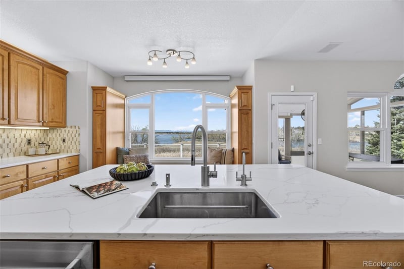 18825 Union Dr, Aurora, CO 80015