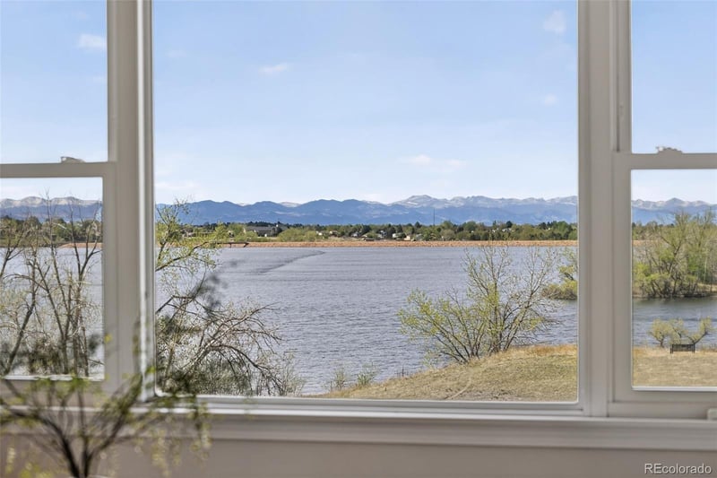 18825 Union Dr, Aurora, CO 80015