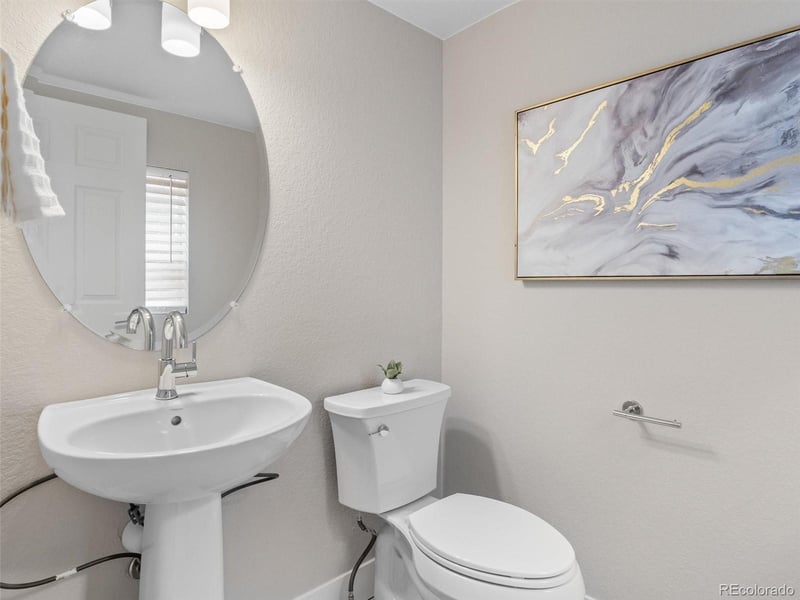 15791 Bolling Dr, Denver, CO 80239