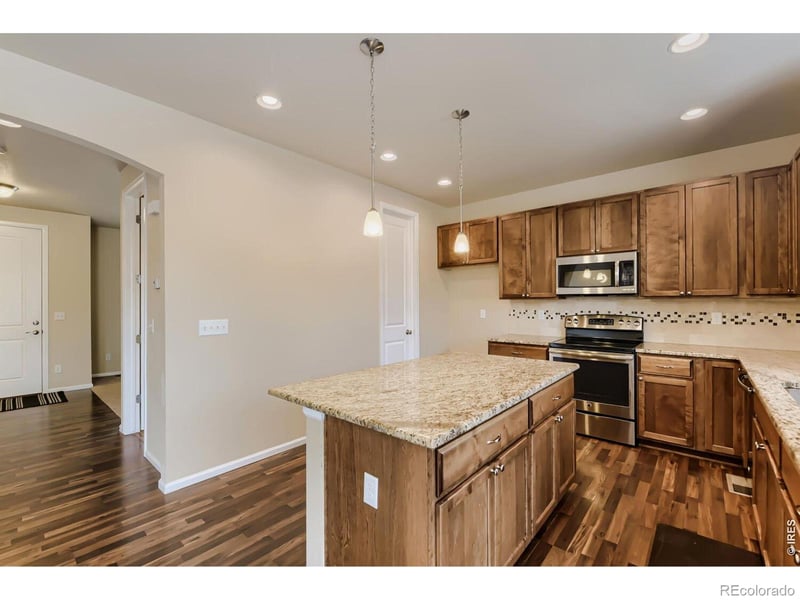 625 Stonehaven St, Dacono, CO 80514