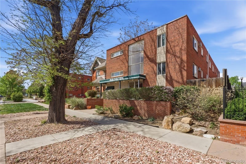 1759 Gilpin St #102, Denver, CO 80218