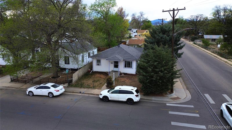 1555 Monroe Ave, Loveland, CO 80538