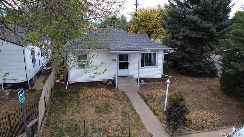 1555 Monroe Ave, Loveland, CO 80538