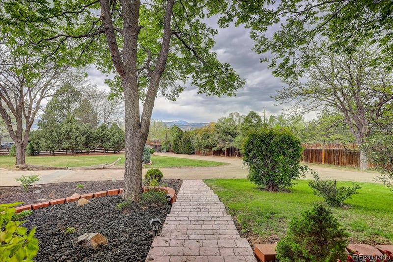 141 Ponderosa Dr, Boulder, CO 80303