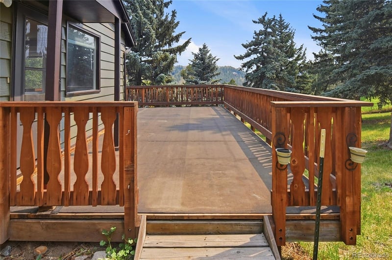26277 End Rd, Kittredge, CO 80457