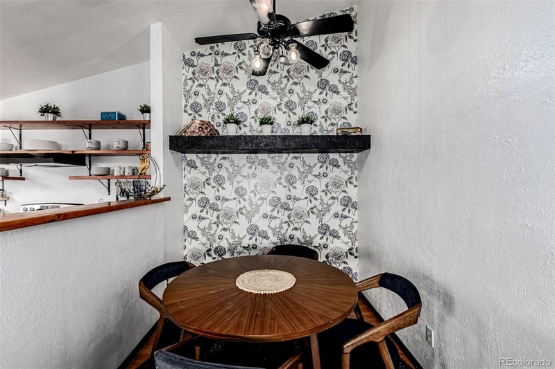 19044 16th Ave, Aurora, CO 80011