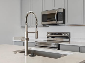 6153 N Ceylon St #308, Denver, CO 80249