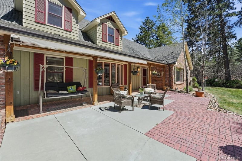 6640 Perry Park Blvd, Larkspur, CO 80118