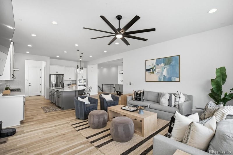 9006 Chalk Creek Pl, Littleton, CO 80125