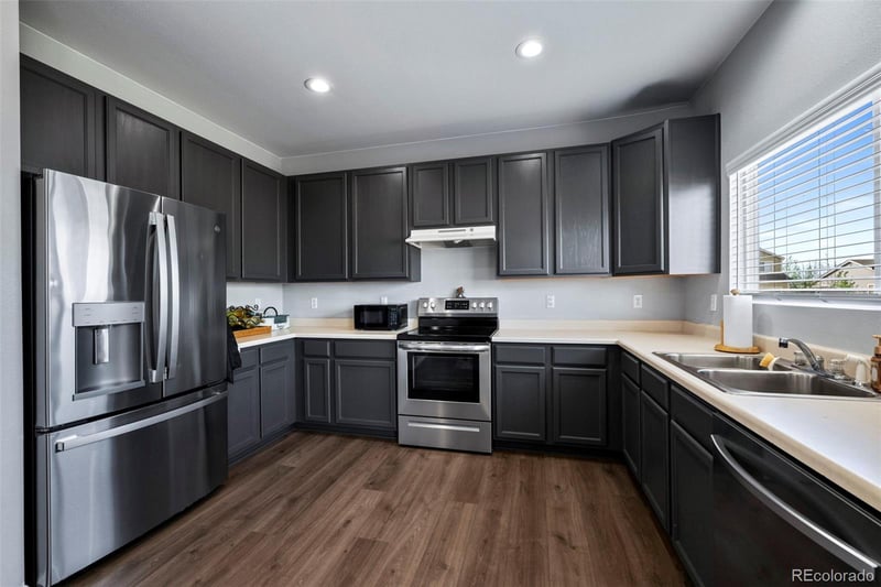 125 Brittany Ct, Dacono, CO 80514