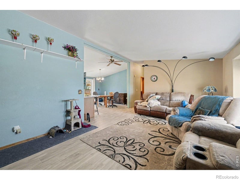 1 Christensen Ct, Brush, CO 80723