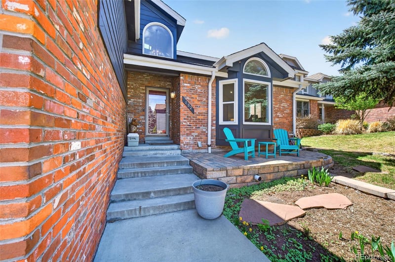 132 Willowleaf Dr, Littleton, CO 80127