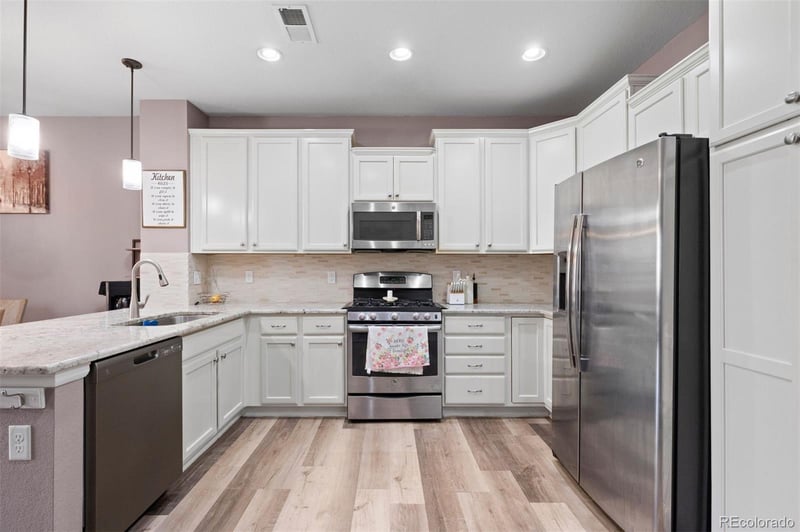 9077 E Phillips Ln, Centennial, CO 80112