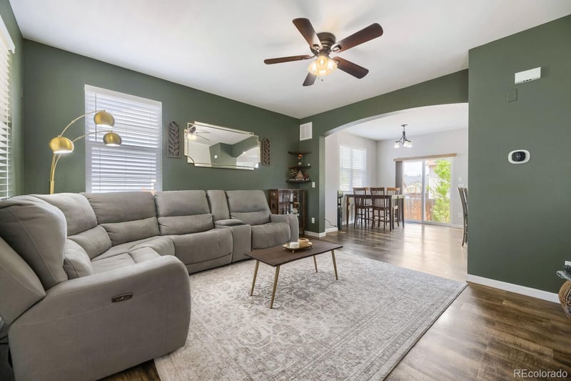 715 Stonehaven St, Dacono, CO 80514