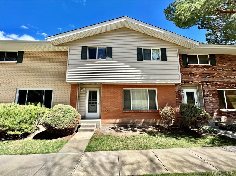 9032 Lehigh Ave, Denver, CO 80237
