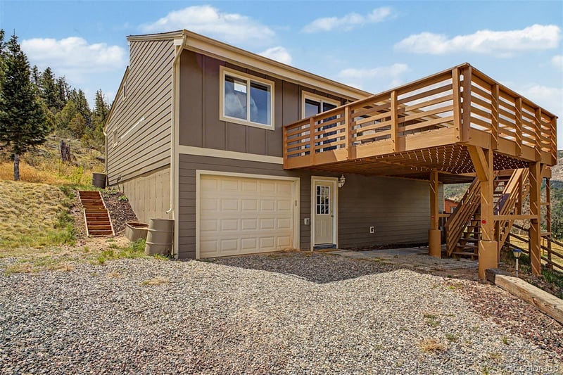 38 Navajo Ct, Lyons, CO 80540