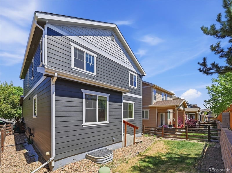 4860 Picadilly Ct, Aurora, CO 80015