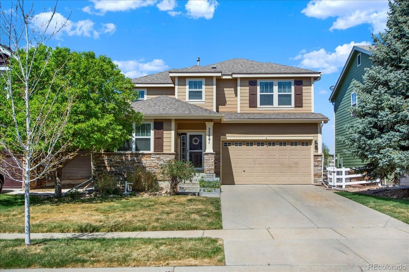 23881 Alabama Dr, Aurora, CO 80018