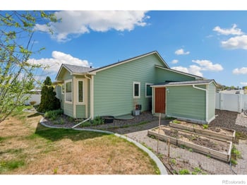 401 Hickory Ln, Johnstown, CO 80534